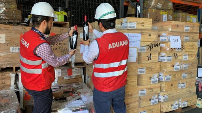 Aduanas de Valparaíso rematará joyas, carros de golf y hasta un ascensor