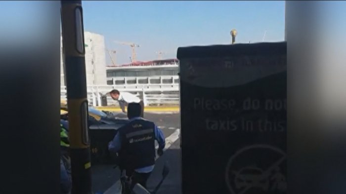 Taxista protestaba contra transportistas 