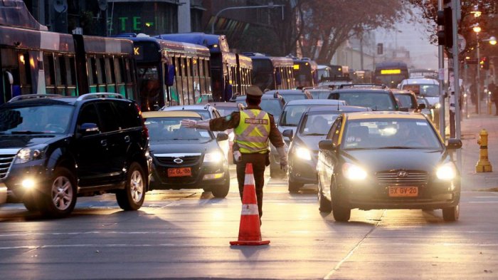 Restricción permanente a vehículos catalíticos comenzará a regir desde mayo