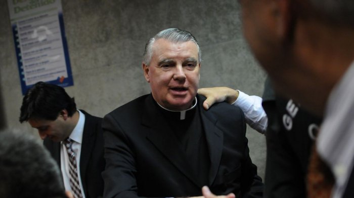 Vaticano suspende a John O'Reilly por 10 años del ejercicio sacerdotal: Fue declarado culpable de abuso sexual