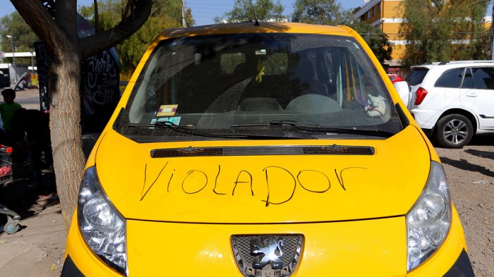 Tío del furgón se habría vestido de payaso para atraer a los menores y llevarlos a su casa