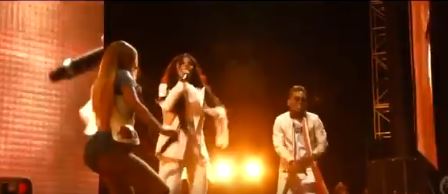 Ozuna, Selena Gómez y Cardi B aparecen de sorpresa en Coachella para tocar 