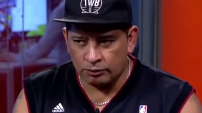 Arrestan a vocalista de Yerba Brava en aeropuerto: Llevaba casi un kilo de cocaína en su estómago y genitales