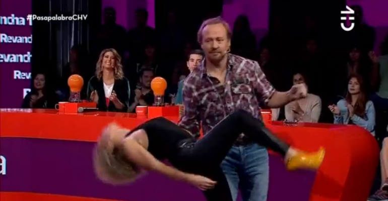 Macarena Tondreau y Alfredo Alonso sorprendieron con sensual bachata en Pasapalabra