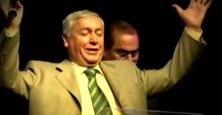 Ex parejas del Obispo Eduardo Durán terminan en tribunales