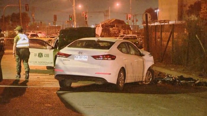 Menor de 15 años murió tras robar un vehículo: Chocó de frente con una patrulla de Carabineros