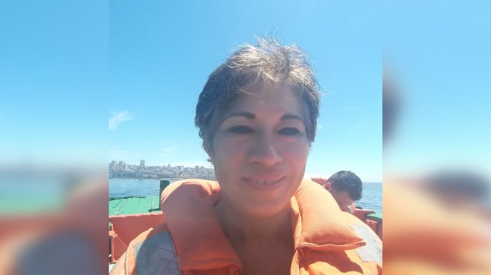 Se llevó todo su dinero: La enigmática desaparición de ex carabinera que viajó a Colombia con pareja 23 años menor