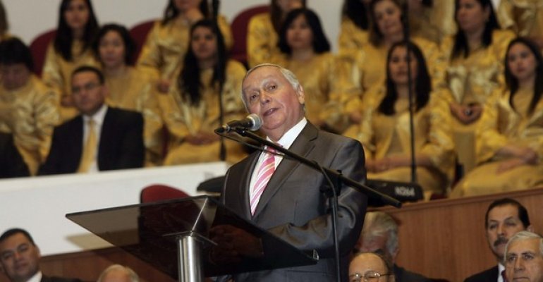 Confirman expulsión de obispo Eduardo Durán de iglesia evangélica