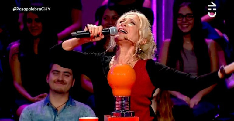 Loreto Valenzuela impactó con esta apasionada interpretación musical