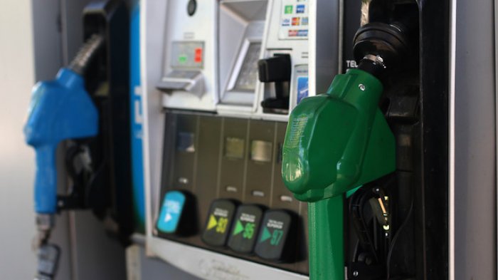 La mayor en lo que va del 2019: Bencinas anotan octava alza de precio consecutiva