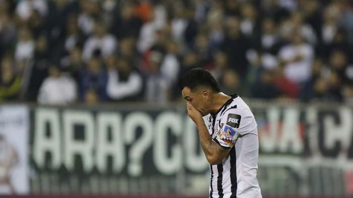 ¡Hasta Paredes lo falló! Colo Colo perdió todos los penales y es eliminado de la Sudamericana por la UC de Quito