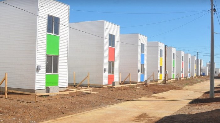 Casi 100 familias damnificadas por el terremoto del 27/F tendrán que devolver sus casas