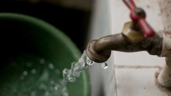 Presencia de arsénico en el agua potable dañaría, principalmente, a adultos jóvenes