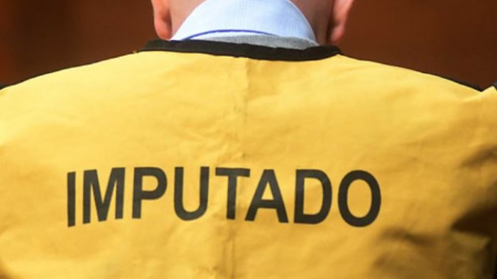 Concejal fue acusado de abuso sexual y violación a menor de 13 años y quedó en prisión preventiva