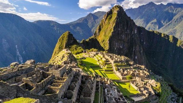 Historiadores y antropólogos piden frenar proyecto que contempla aeropuerto en cercanías de Machu Picchu