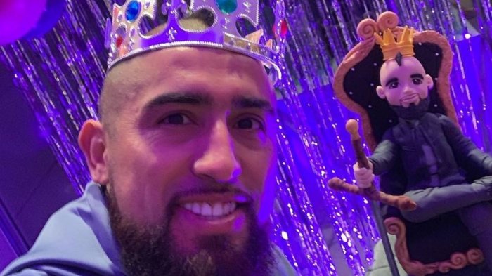 Festejo digno de un rey: Así fue la celebración del cumpleaños n°32 de Arturo Vidal