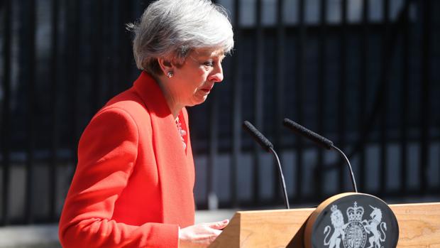 Theresa May anuncia su dimisión como primera ministra tras fallido intento de concretar el Brexit