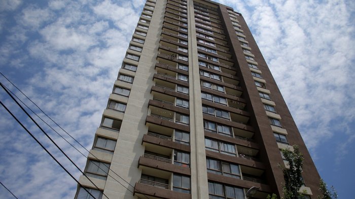 Investigan muerte de adolescente de 16 años en Copiapó: Cayó desde piso 11 del edificio donde vivía