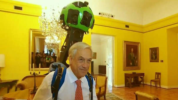 Desde la espalda de Piñera: Ahora puedes recorrer La Moneda en Google Street View