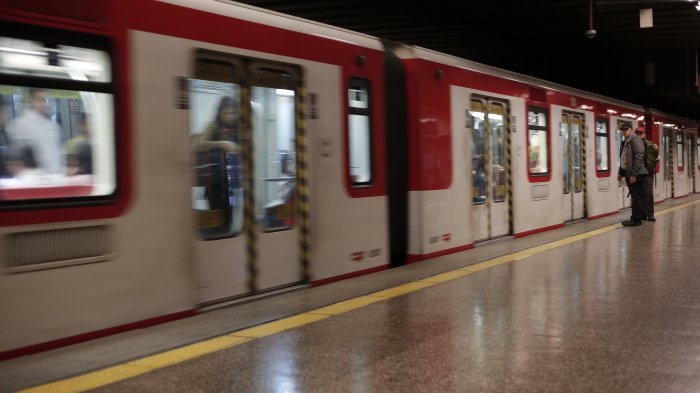 Amores de metro: Mujer pide ayuda para encontrar a quien 