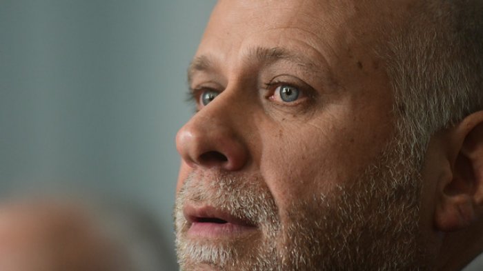 Álvaro Elizalde fue víctima de asalto a través del método de la 