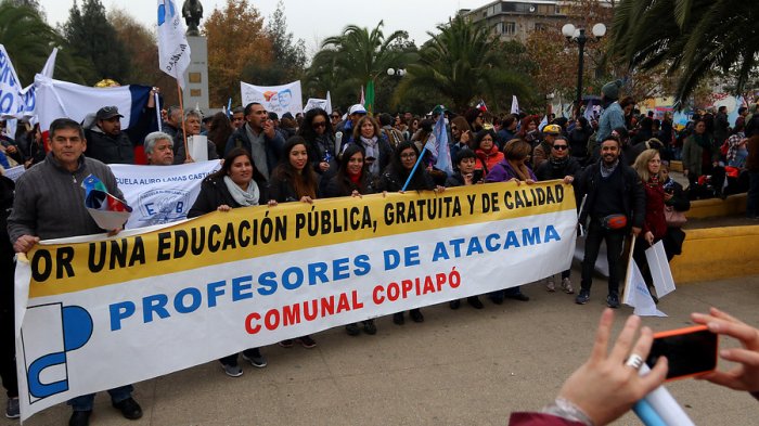 Cerca de 45 mil personas: Así fue la marcha de profesores en la Región Metropolitana