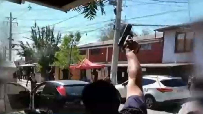 Hasta cinco años de cárcel por lanzar fuegos artificiales: Proyecto de ley busca terminar con los 