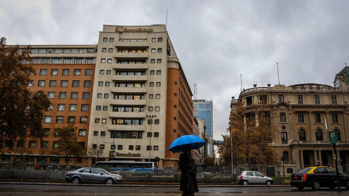 Tan lejos, tan cerca: Las aguas cálidas de Nueva Zelanda influirían en sequía que aflige a zona central de Chile