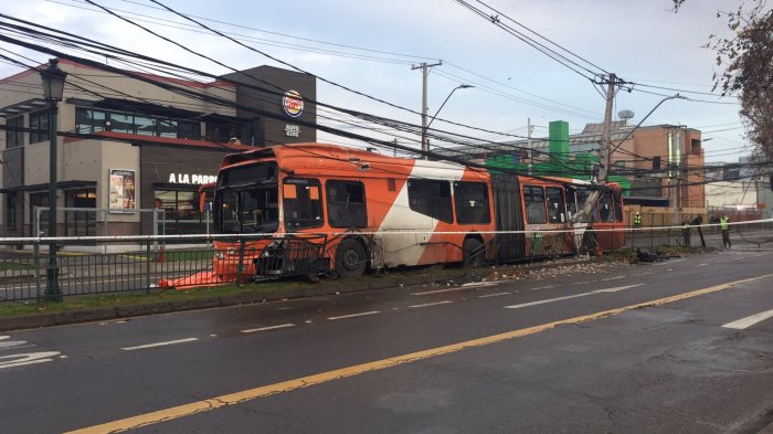 Conductor de Red murió de un infarto y su compañero lo abandonó