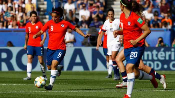 La espectacular jugada de laboratorio de Karen Araya y Claudia Soto que hubiese sido el empate de la Roja ante EE.UU.