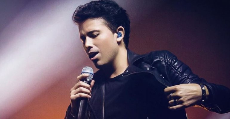 Luis Pedraza interpretó su éxito Demolición en Viva La Pipol