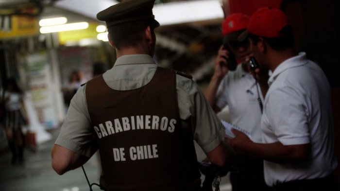 Supuesto delincuente falleció tras forcejeo con guardias al interior de centro comercial