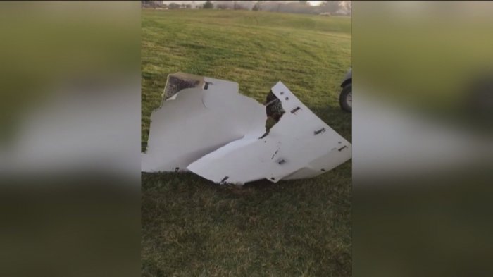 Aerolínea detalla qué pasó con el avión tras desprendimiento de fuselaje que cayó en cancha de golf