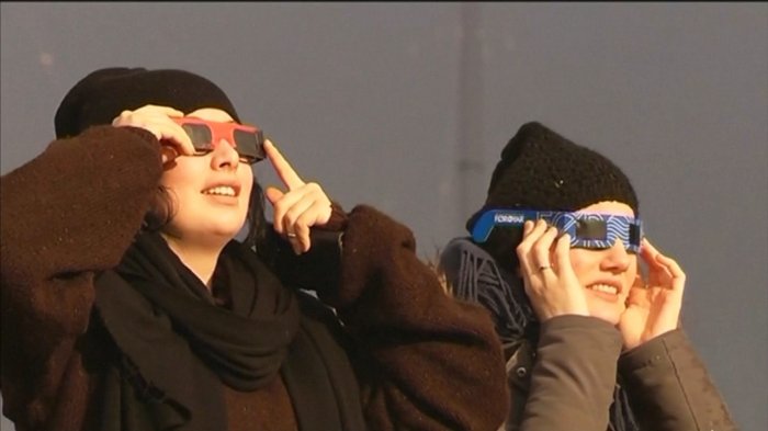 “Fue una luz mágica”: Las aventuras de los “cazadores de eclipses” que estarán en Chile el 2 de julio