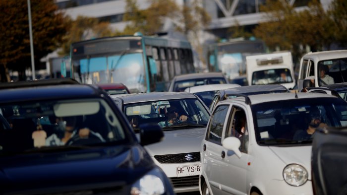 Restricción vehicular: Este es el calendario de julio para vehículos catalíticos y sin sello verde