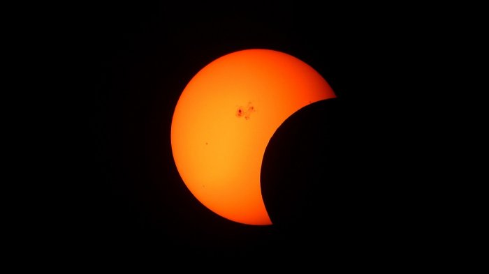 ¿A qué hora comienza? Estos son los horarios en los que se verá el eclipse solar en tu ciudad