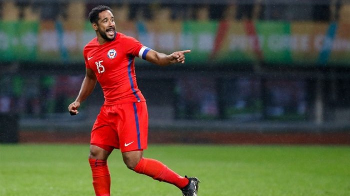 Jean Beausejour anunció su retiro de la selección chilena