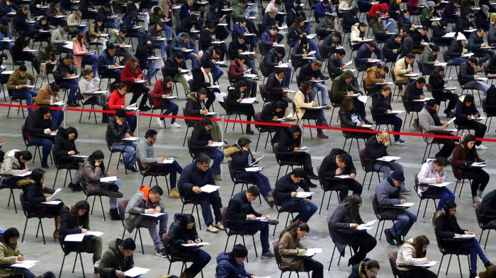 Eunacom alcanza récord de extranjeros: Sólo el 7% de los que rindieron el examen eran chilenos