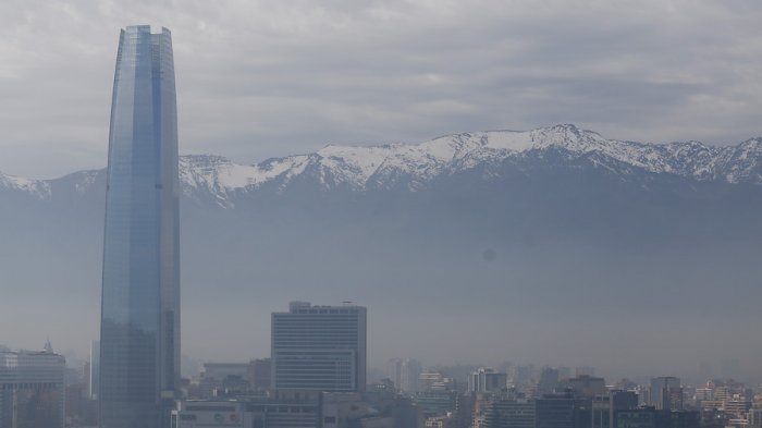 Decretan preemergencia ambiental en la región Metropolitana: Estos son los dígitos afectados