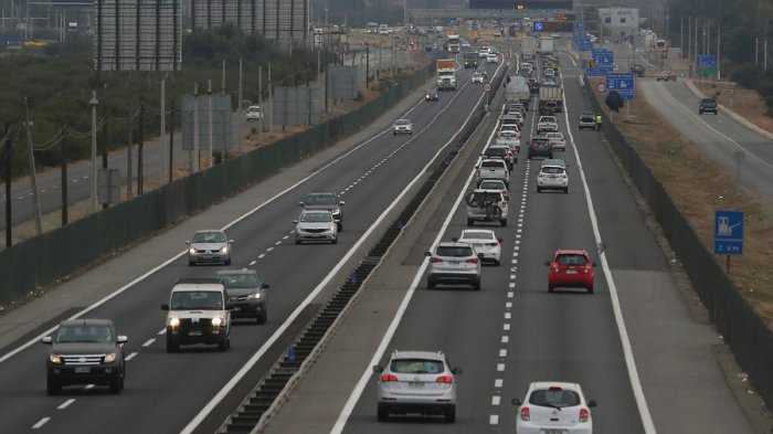 Carabineros reporta 37 fallecidos y 994 accidentes durante fin de semana interferiado