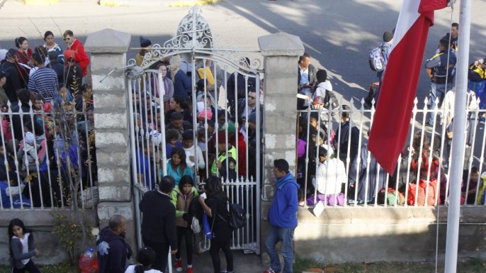 Locutor radial peruano exhortó a que venezolanos se tomen el consulado chileno en Tacna