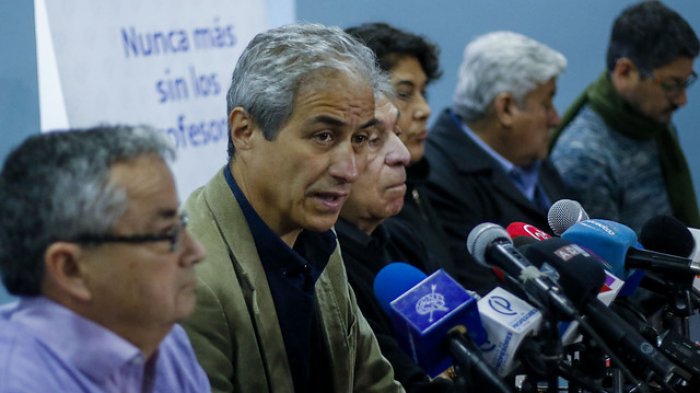 Paro de profesores se daría por finalizado tras resultados parciales de la votación