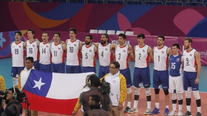 Tras 48 años de ausencias: Equipo chileno de vóleibol sala triunfa en el debut ante EE.UU. en Lima 2019