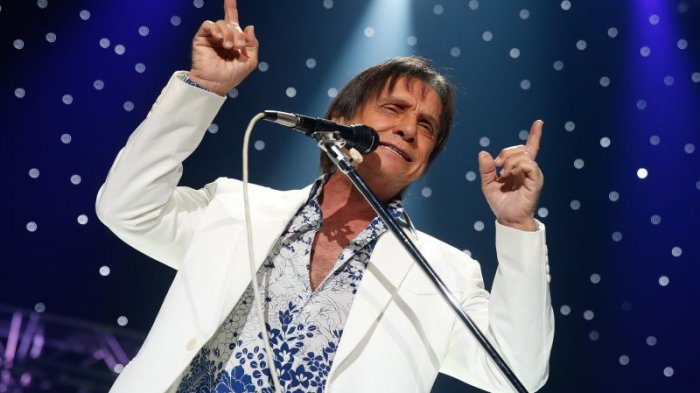 Roberto Carlos podrá cantar más fuerte: Logró el millón de amigos en Instagram