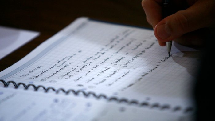 Informe CEP sobre inmigración: Escolares extranjeros tendrían mejor rendimiento que sus compañeros