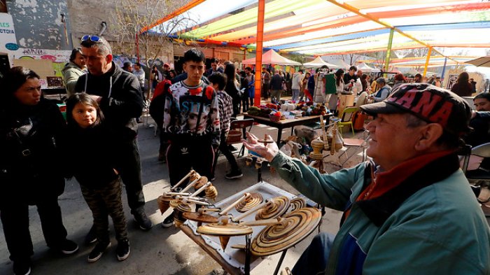Encuesta Cadem revela que 74% apoya proyecto que reduce jornada laboral a 40 horas semanales