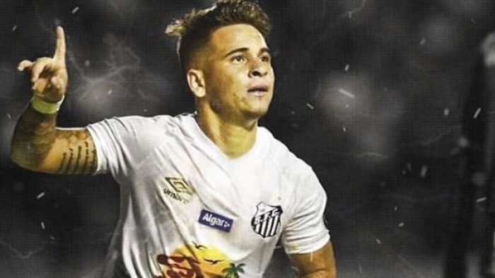 Soteldo se ganó el odio de toda la U: Usó la letra prohibida al contestarle a un hincha