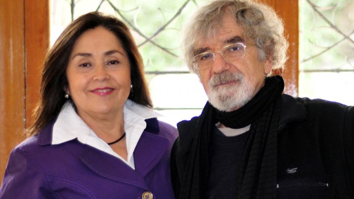 Con quemaduras en la lengua quedó destacada bióloga chilena Ximena Dávila tras beber café con soda cáustica