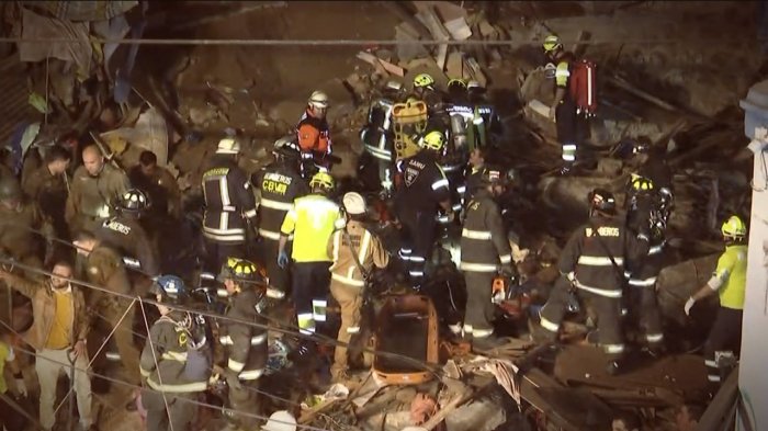 Intendente advierte que cifra de muertos por derrumbe en Valparaíso podría aumentar a 8