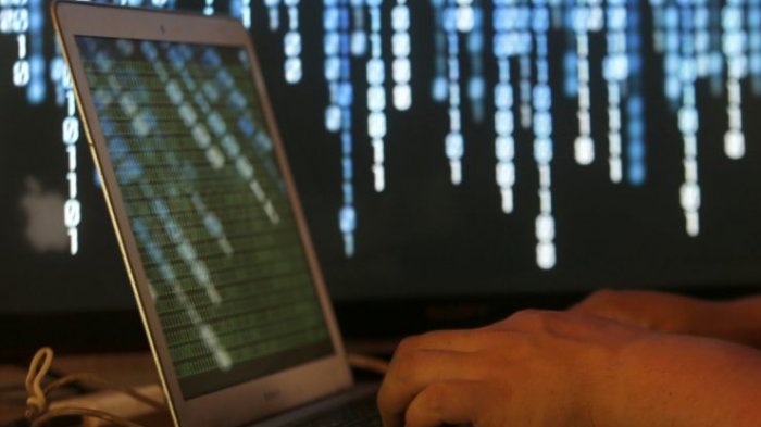 Cifras de PDI revelan que 65% de las víctimas de ciberacoso son niñas menores de 14 años